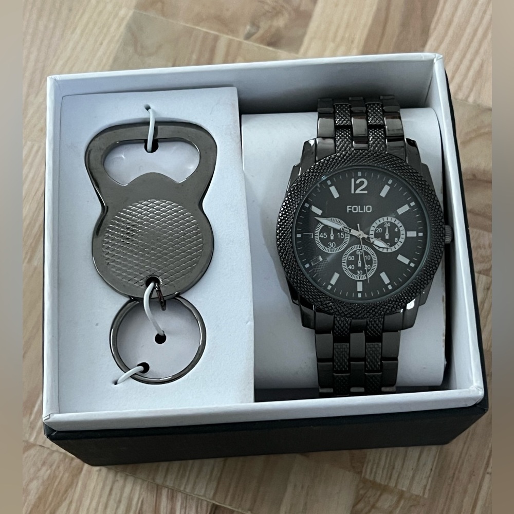 Folio Men’s Watch Set with Bottle Opener Keychain New in Box Black Dial